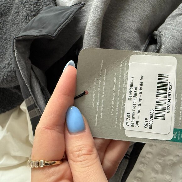 NWT Canada Goose Kelowna Fleece Jacket Iron Grey Wool Reflective Stripes Sz XS - Picture 3 of 11